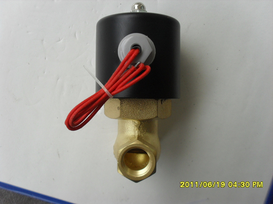 AC 220V 3/4 بوصة النحاس الملف اللولبي صمام كهربائي للمياه الساخنة NC